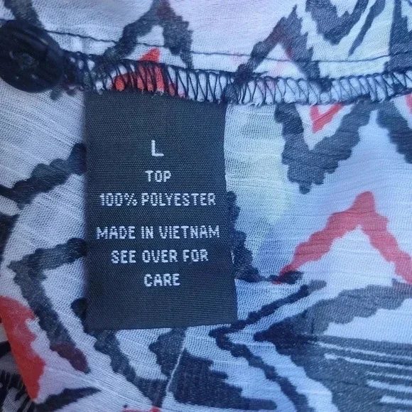 By & By Women's Size L Black Red Sheer Blouse Cold Shoulder Waist Tie 3/4 Sleeve - Picture 7 of 11